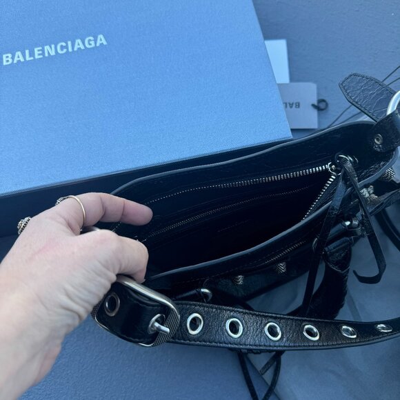 Balenciaga Neo Cagole Small Tote Bag - Picture 2 of 4